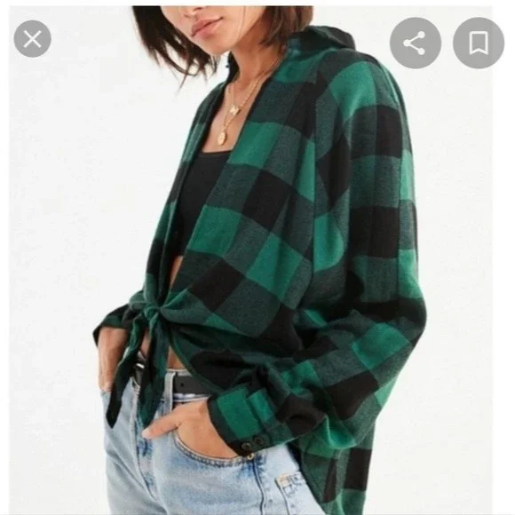 BDG Urban Outfitters Green and Black plaid Tie front long sleeve Top - Picture 6 of 9